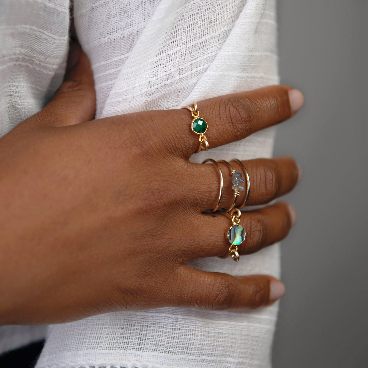 Dainty Emerald Gold Ring