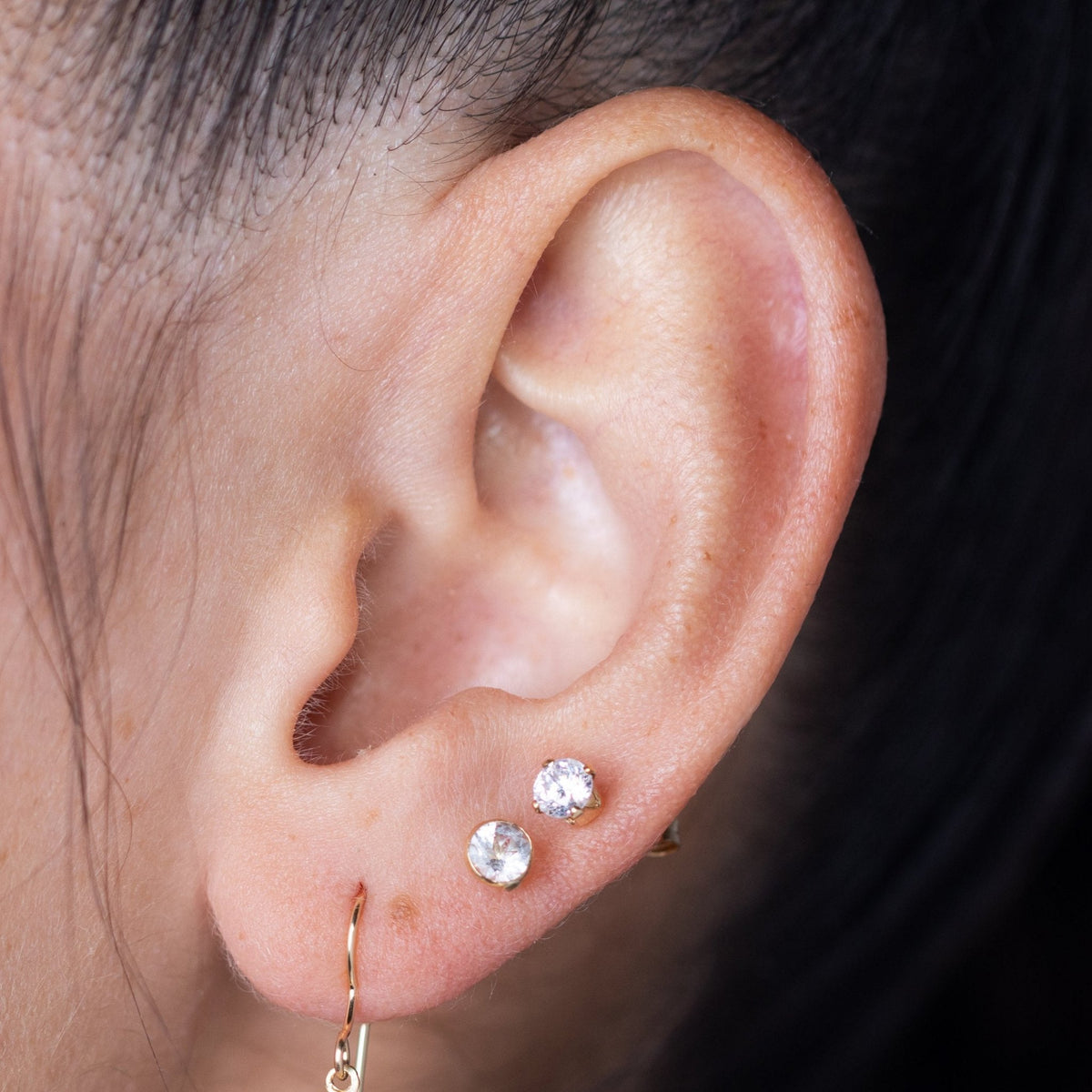 14k Solid Gold White Topaz Stud Earring