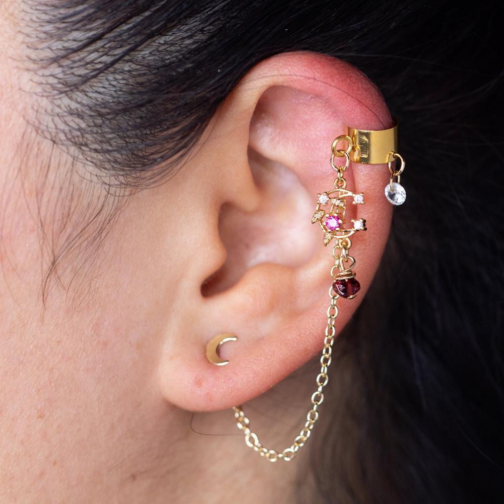 Sparkle Moon Stud Garnet Chain Cuff