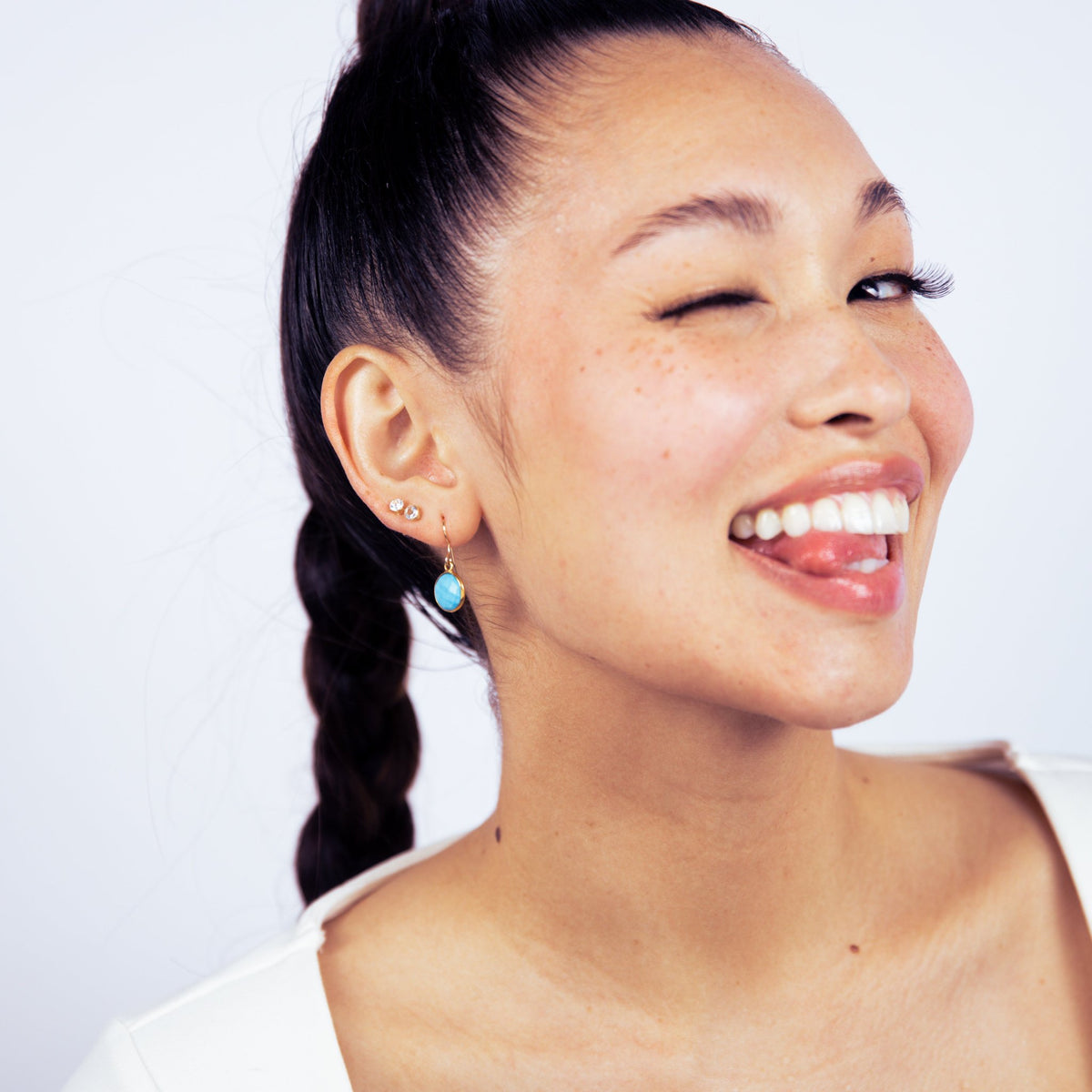 Turquoise Circle Gold Earring